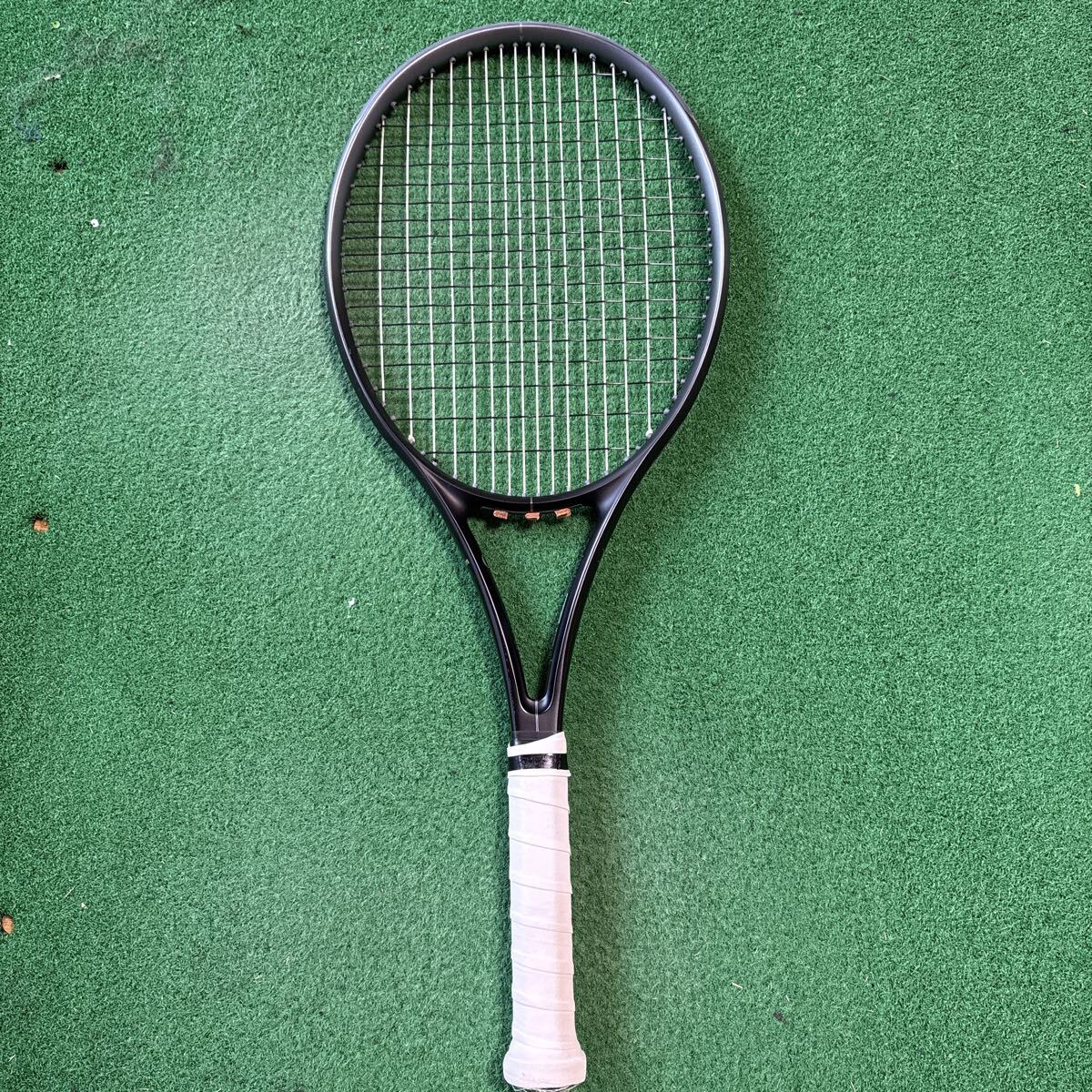 Wilson RF01 pro グリップ2 中古 ウィルソン 硬式テニスラケット ラケット_画像1