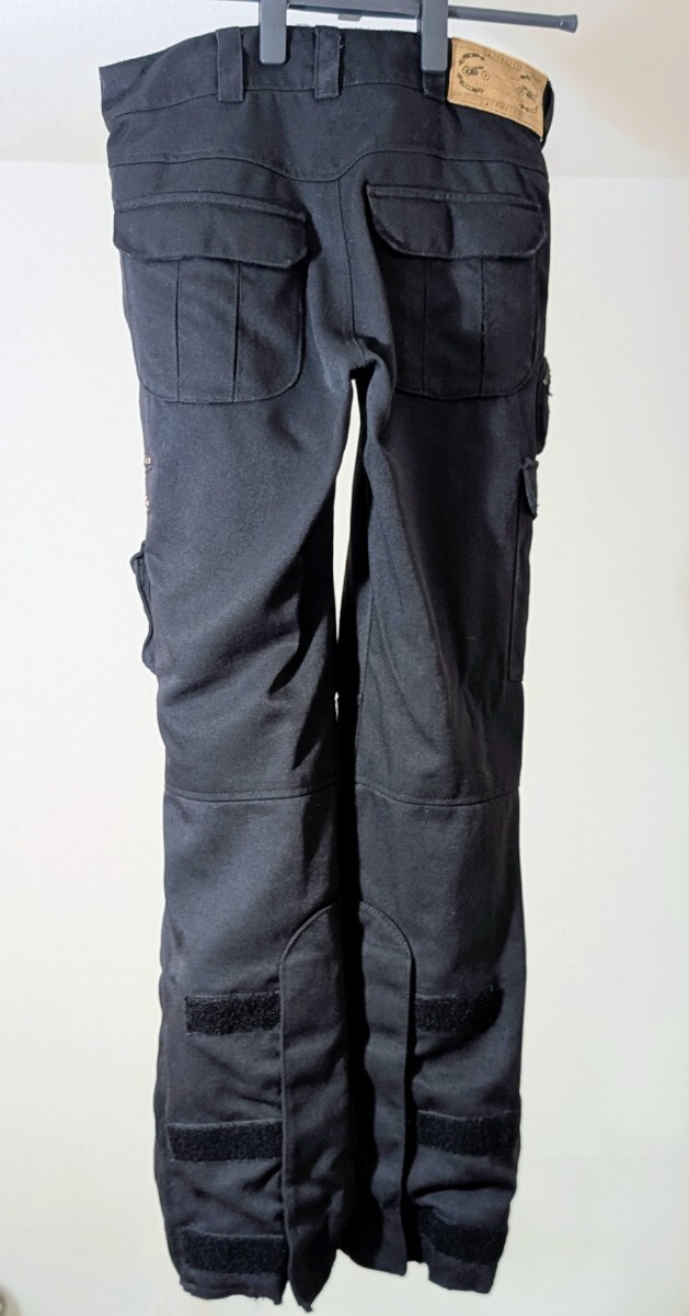 FREE×FREE フリーフリー バイク用 プロテクター付 程度良好 ライディング デニムカーゴパンツ WM 黒 レディース_画像1