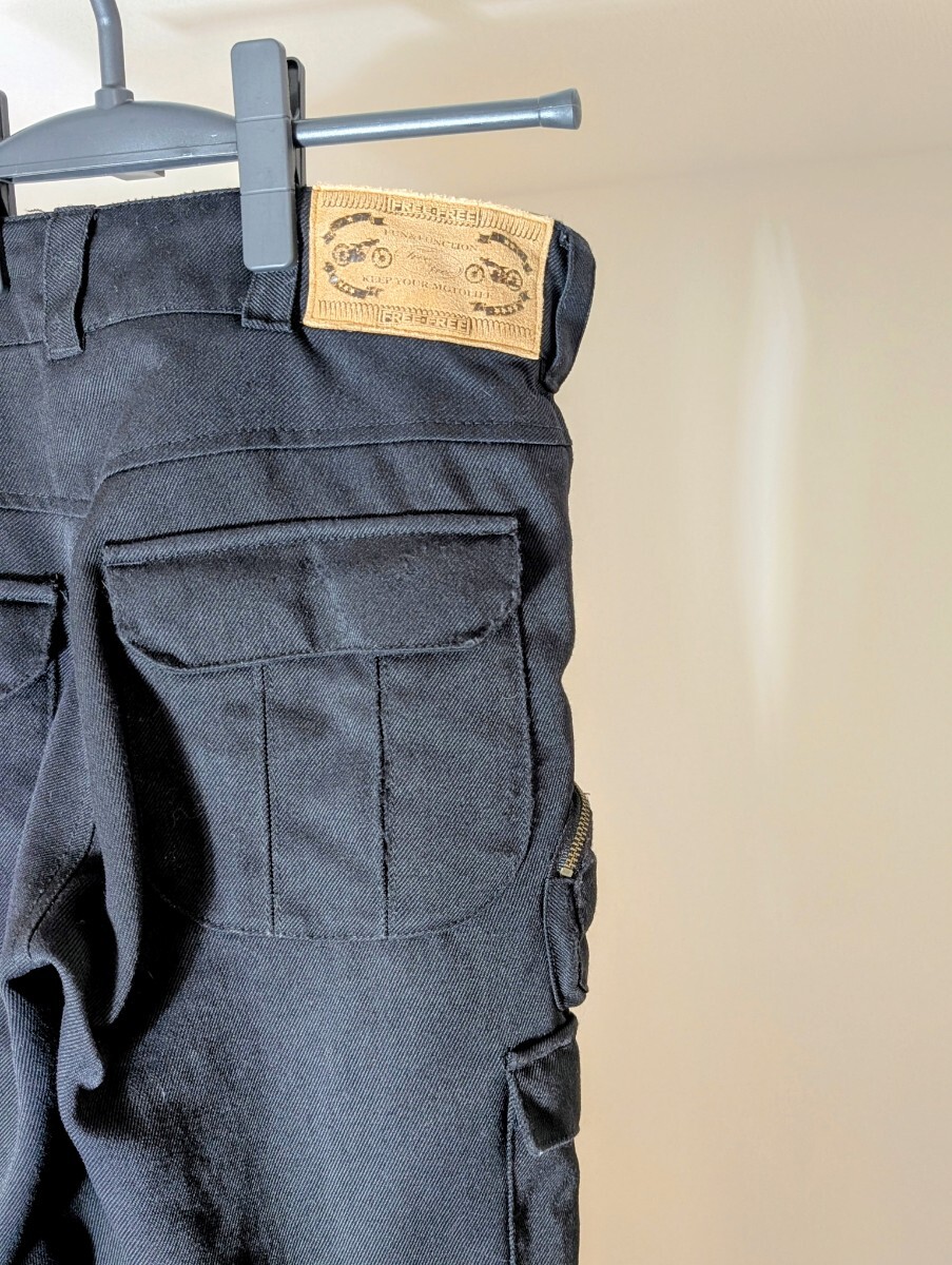 FREE×FREE フリーフリー バイク用 プロテクター付 程度良好 ライディング デニムカーゴパンツ WM 黒 レディース_画像5