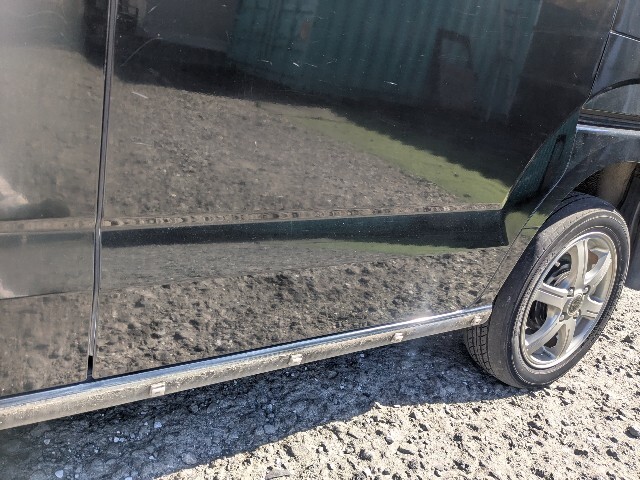 中古美品☆35251☆NBOXカスタム　JF1　JF2☆左リアパワースライドドア　☆NH850【黒】_画像5