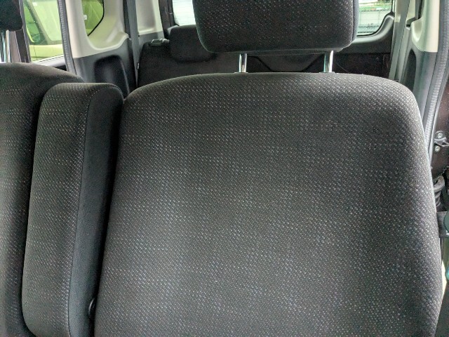 中古美品☆35254☆後期NBOX　JF1☆助手席シート　レール付☆YR586P 内装タイプ【V】_画像4