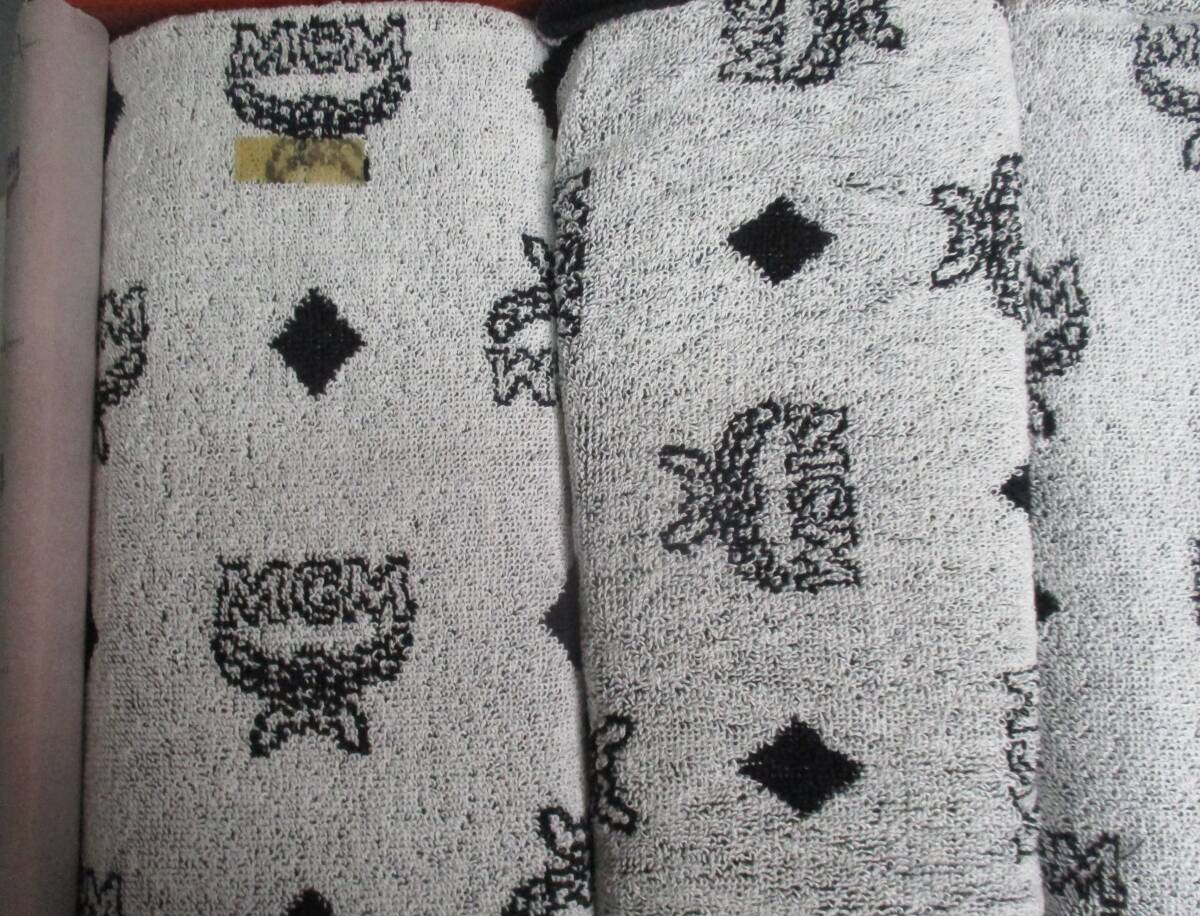 未使用★MCM★エムシーエム フェイスタオル 計3枚セット_画像4