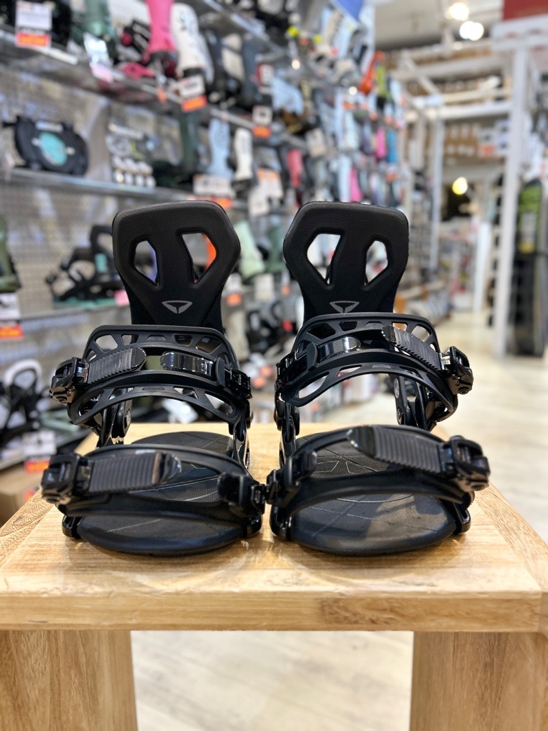 25-26 SP UNITED BASE + カラー:BLACK Mサイズ エスピー メンズ スノーボード バインディング リアエントリー_画像4