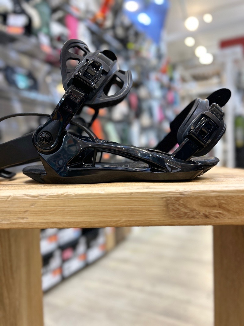 25-26 SP UNITED BASE + カラー:BLACK Mサイズ エスピー メンズ スノーボード バインディング リアエントリー_画像7