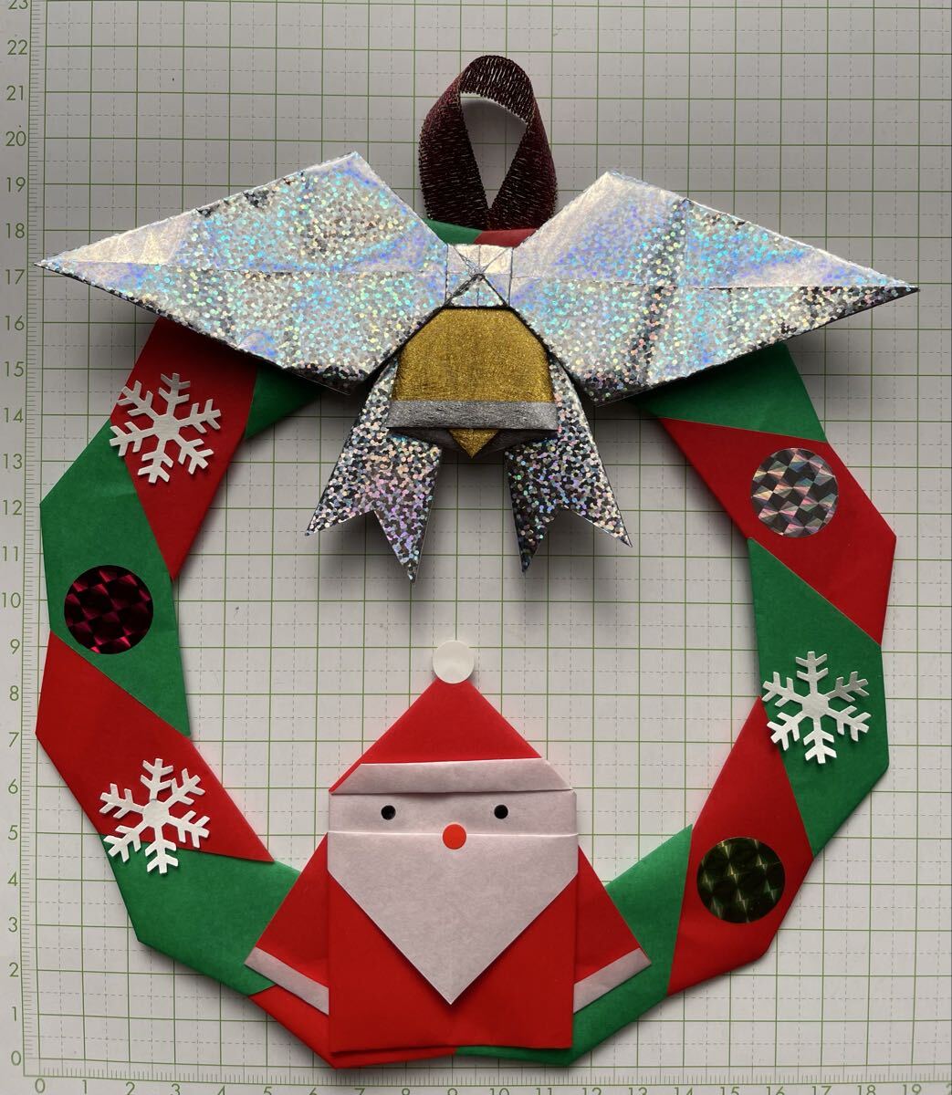 折り紙　ハンドメイド　壁面飾り　クリスマス　リース　④_画像2