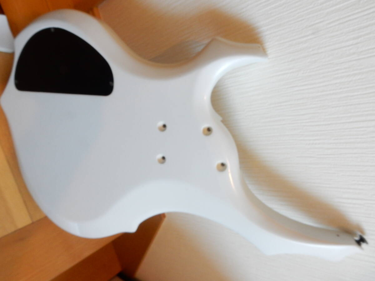 エドワーズ フォレスト、フレットレス・ベースに改造_画像7