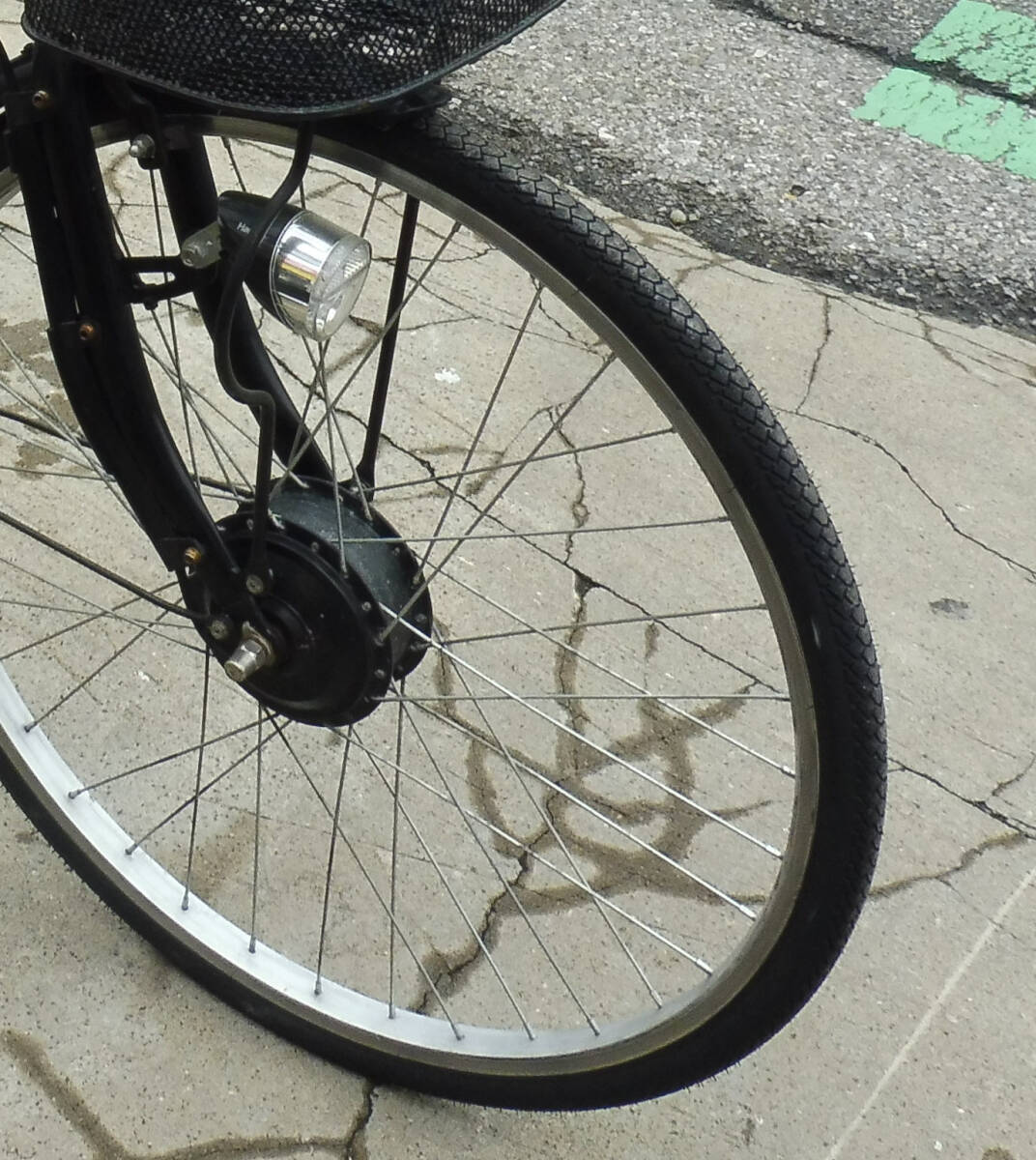 ジャンク★千葉発★引取り歓迎★サイモト自転車 電動アシスト自転車 エヴァ 26型 バッテリー2個・充電器付【EB5.8-FVーB260ALRーB】_画像5