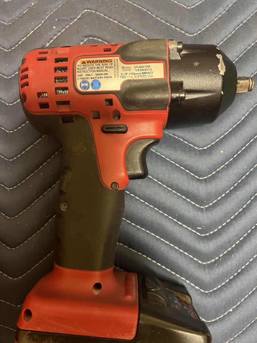 スナップオン インパクト3/8 バッテリー2 充電器セット_画像2