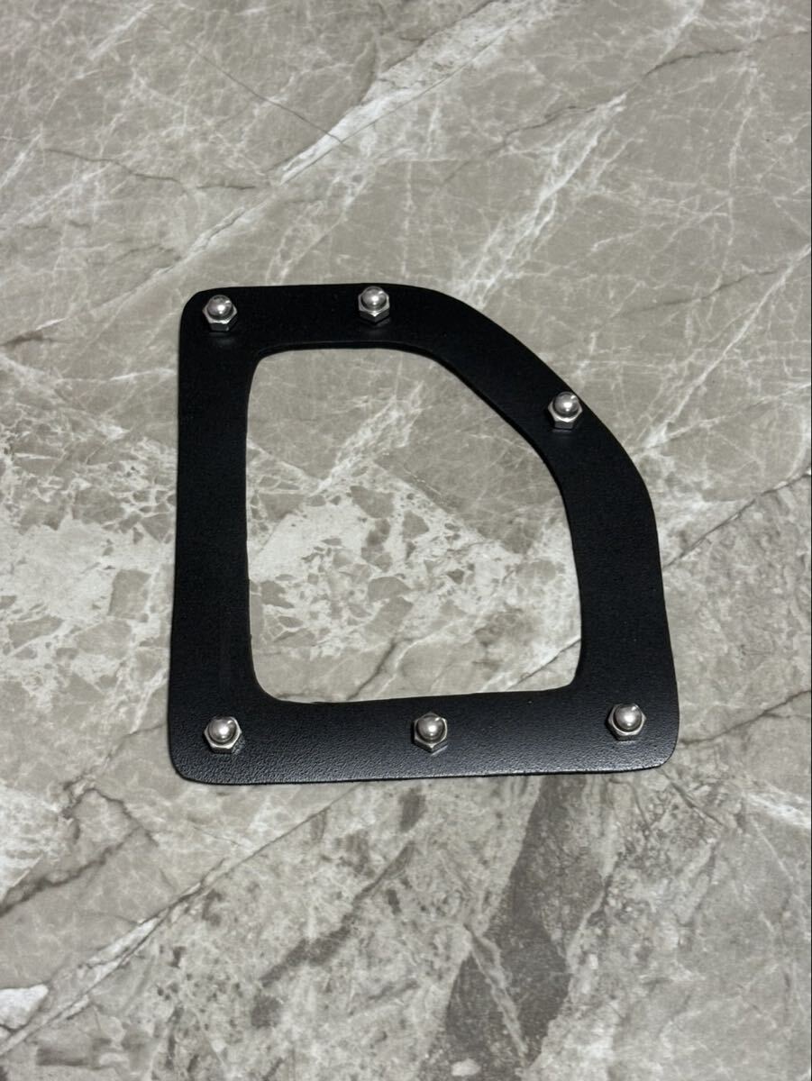 ダイハツ ハイゼットカーゴ ハイゼットデッキバン アトレー 給油口カバー_画像1