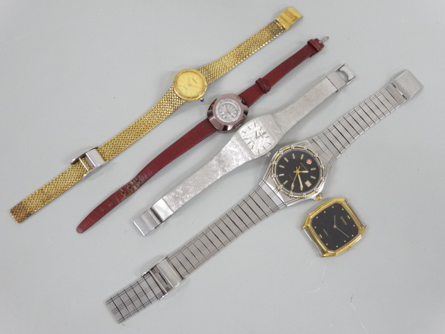 ジャンク 5点セット まとめて RADO ラドー バルボアV 等 113.9505.4 133.9571.2 179.5244.2 他 クオーツ 等 メンズ レディース 腕時計 _画像7