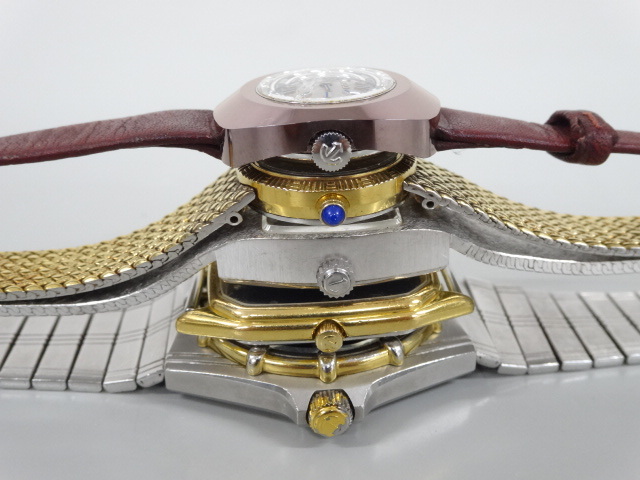 ジャンク 5点セット まとめて RADO ラドー バルボアV 等 113.9505.4 133.9571.2 179.5244.2 他 クオーツ 等 メンズ レディース 腕時計 _画像9