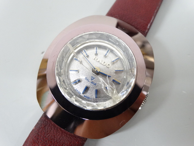 ジャンク 5点セット まとめて RADO ラドー バルボアV 等 113.9505.4 133.9571.2 179.5244.2 他 クオーツ 等 メンズ レディース 腕時計 _画像6