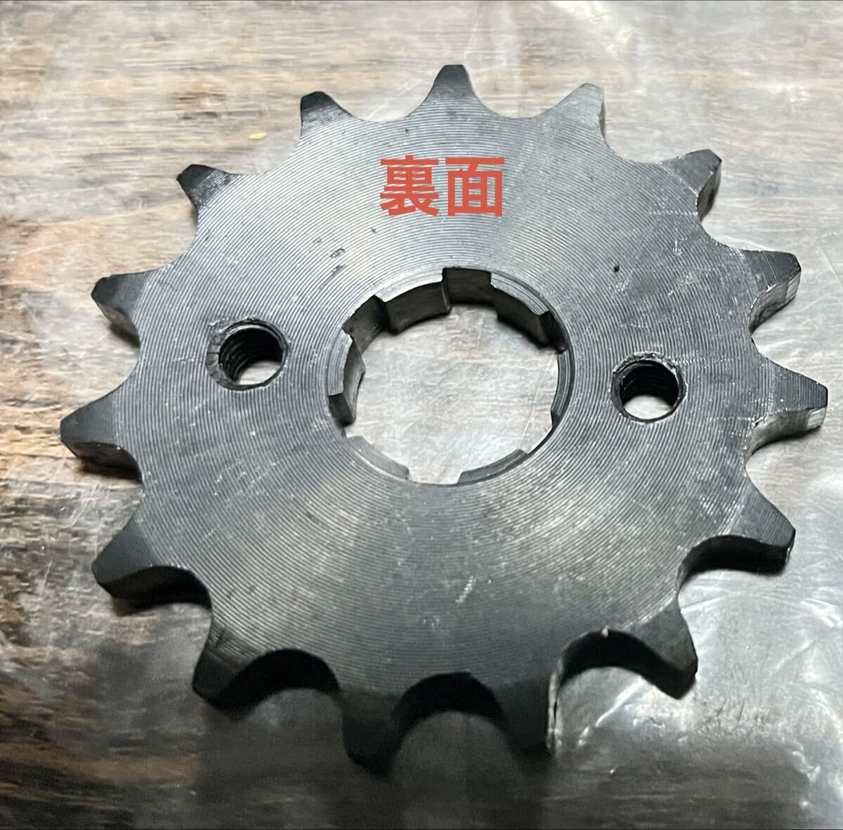 【開封済み】【未使用】ホーク250 ストリートバイク用ガスケットネジ付きスプロケット 428-15T _画像2