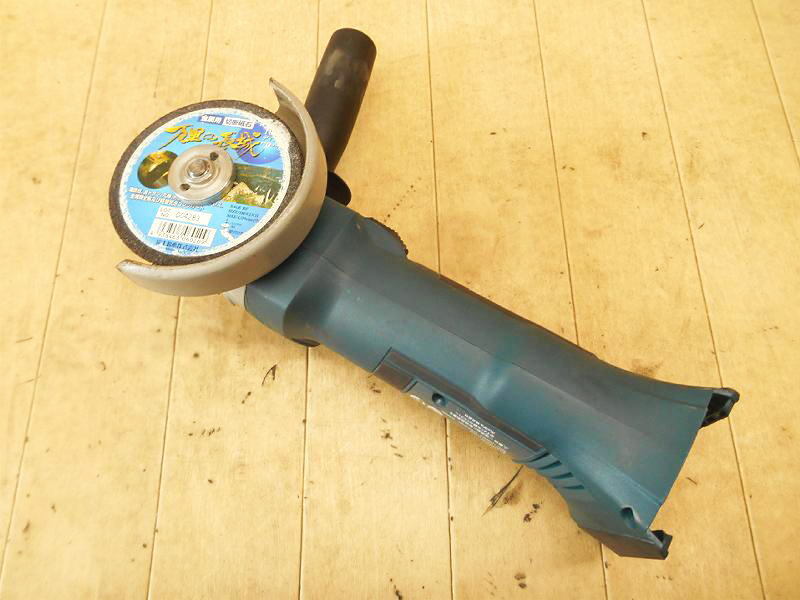 ◆ BOSCH バッテリーディスクグラインダー GWS18V-LI ボッシュ コードレス 充電式 18V グラインダ サンダー 切断機 充電器 No.5481_画像7