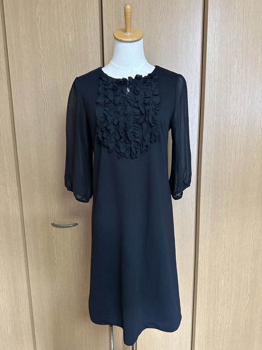 ◇DHC ディーエイチシー フリルデザイン ワンピース Mサイズ 黒◇_画像3