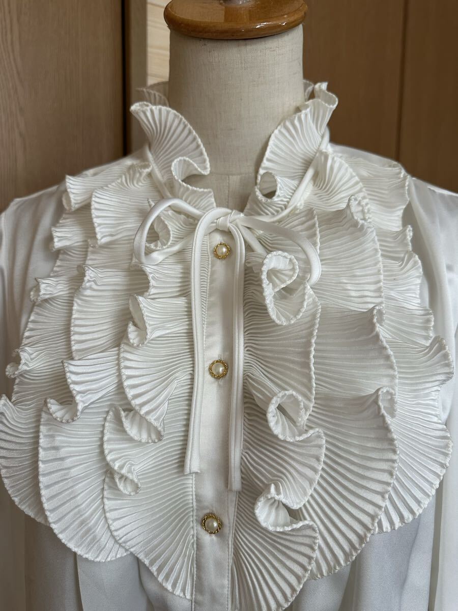 ◇花のブラウス 昭和レトロ古着ヴィンテージ クラシカル ラッフルフリルデザインブラウス◇_画像4