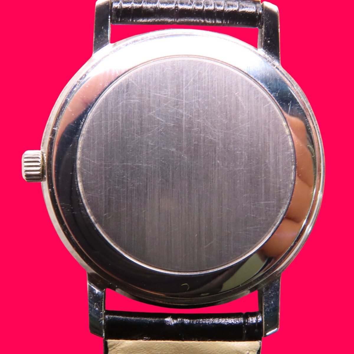 ■♪価格高騰!資産価値！稼働電池新品メンズビンテージ高級超レア！ OMEGA オメガ Seamaster シーマスター デート クオーツ ベルトほぼ新品_画像9