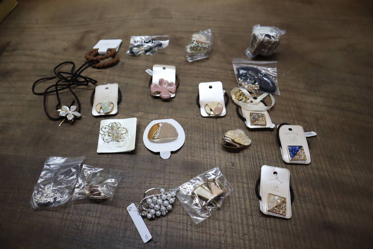 アクセサリー　ヘアーアクセサリー　アクセサリーパーツ　いろいろ　まとめて,.　売り切り_画像8