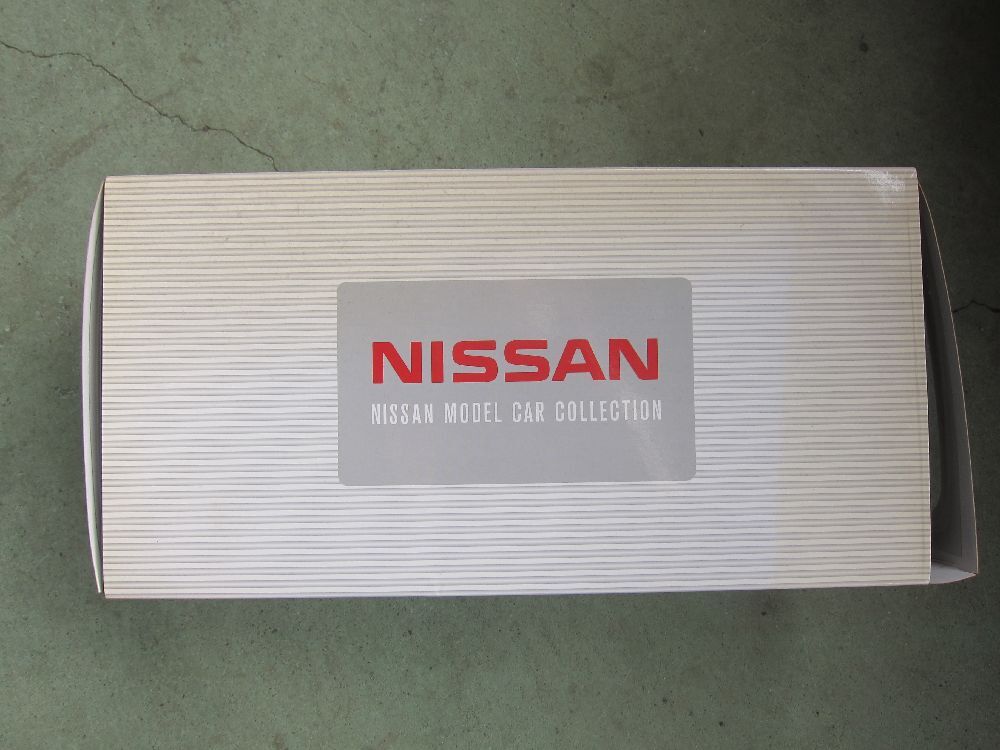 オートアート AUTOart 1/18 NISSAN GT-R R35 新品　未展示_画像2