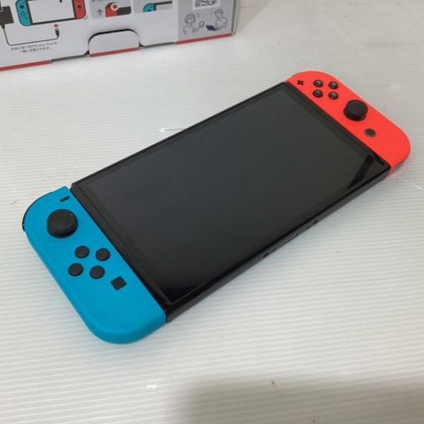 [2024年製] Nintendo Switch（有機ELモデル） Joy-Con(L) ネオンブルー/(R) ネオンレッド HEG-S-KABAA　管理YI314_画像2