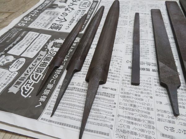 【USED/現状品】 茶農家納屋から出て来た古い 鉄鋼 ヤスリ 8本 検索用⇒ 昭和レトロ/炭素鋼/鉄工/細工/精密/ハーフラウンド/半丸/F1005_画像8