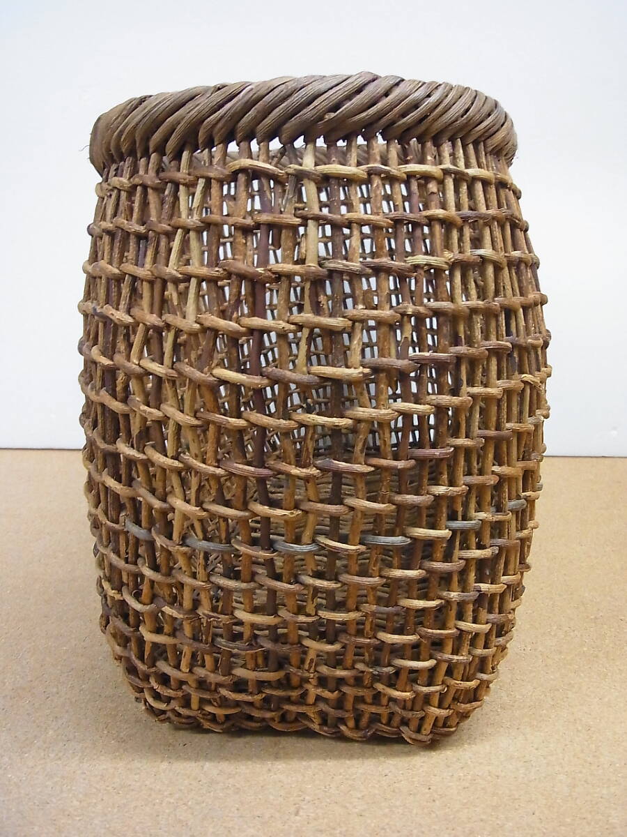 あけび　アケビ かご☆籠　花籠　蔓細工　山菜取り　農家手製　カゴ　状態良好_画像4