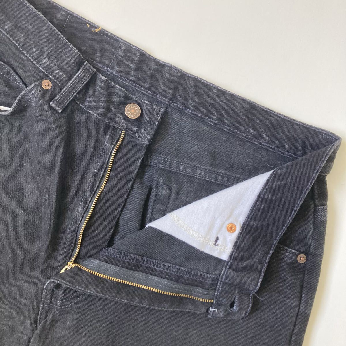 ★90s-00s★カナダ製★ リーバイス Levi's 505 ブラックデニム ジーンズ W34 黒 オレンジタブ ジップフライ メンズ ユーロ 古着_画像3