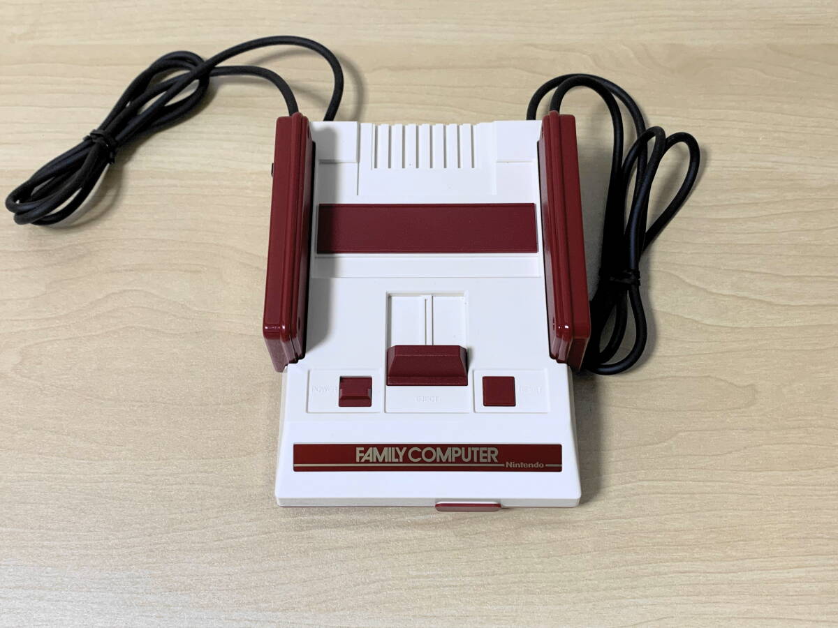 ニンテンドークラシックミニ ファミリーコンピュータ本体（CLV-101）中古動作品 #02444_画像3