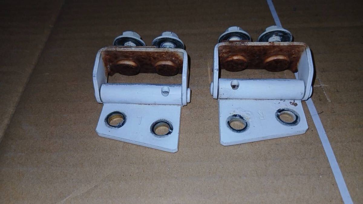 スズキ エブリィバン エブリー DE51V リアハッチ リヤハッチ ヒンジ 左右 ドアヒンジ_画像4