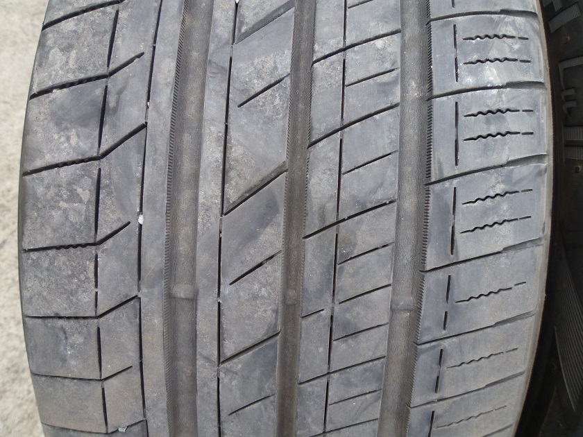 トランパス/LUⅡ/235/50R18/2022年2本セット_画像3