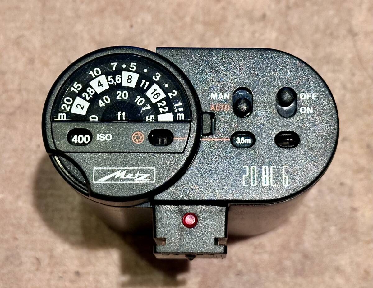 Metz社製 ストロボ 20 BC 6_画像2