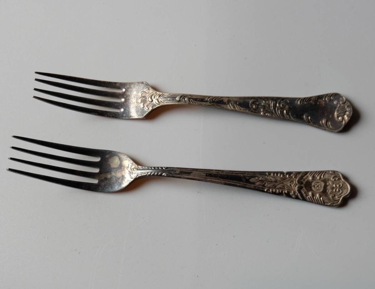 ☆銀メッキのフォーク２本；ナイフ５本_画像3