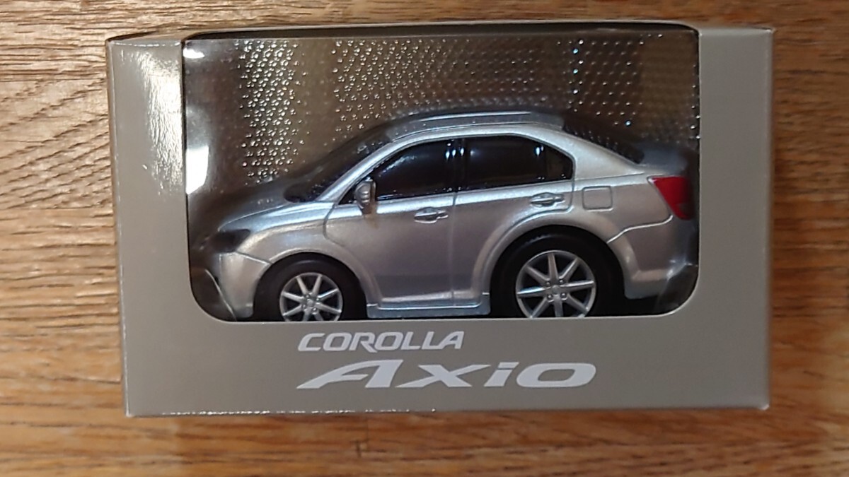 не продается Toyota pull-back машина миникар Prius Corolla Axio цвет образец