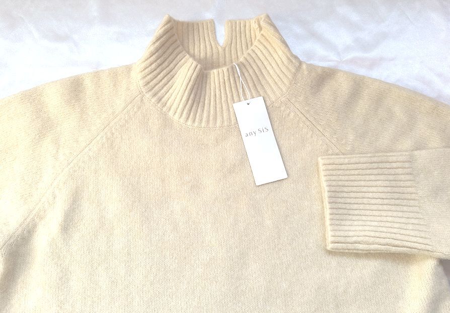 値下★any SiS エニィスィス・オンワード★【大人百花掲載 ヨンアさん着用】ハイネックバックポイント ニット・ゆったりM★未使用_画像4