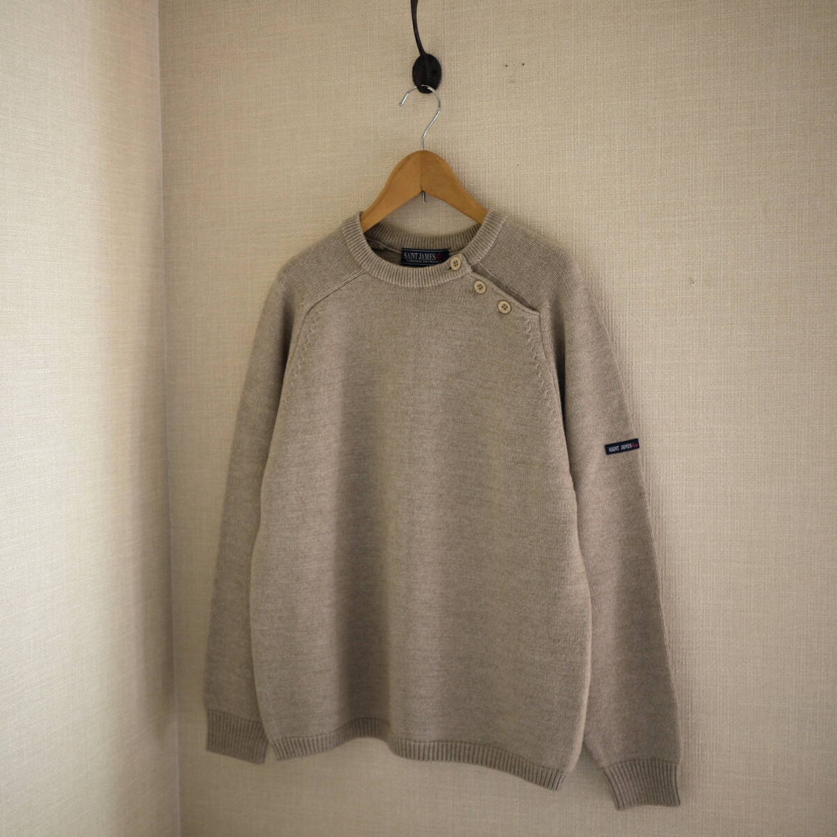 008* 美品 セントジェームス Saint James bis 肩ボタン ニットプルオーバー ベージュミックス 38(M)フランス製_画像2