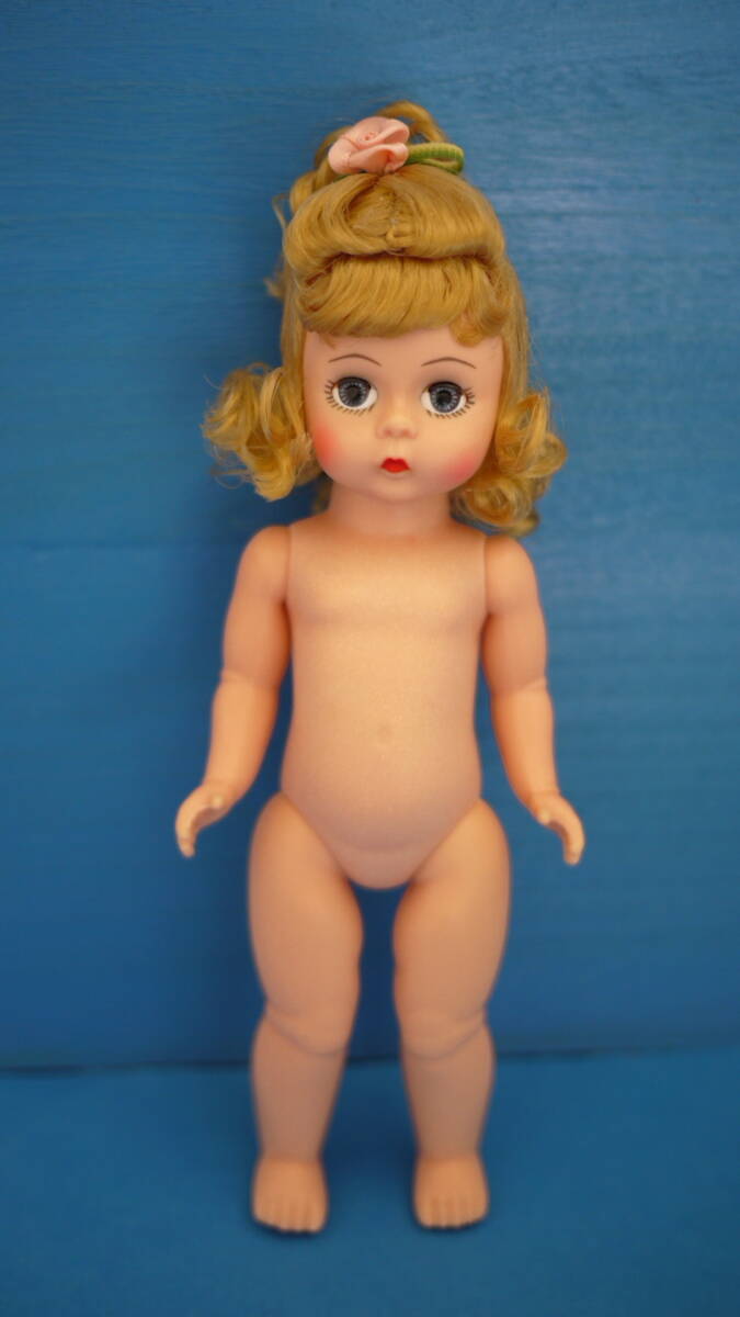 244* マダムアレクサンダー 8インチドール ウェンディ ヌード ニアミント ファーストリサイタル 75周年記念_画像2