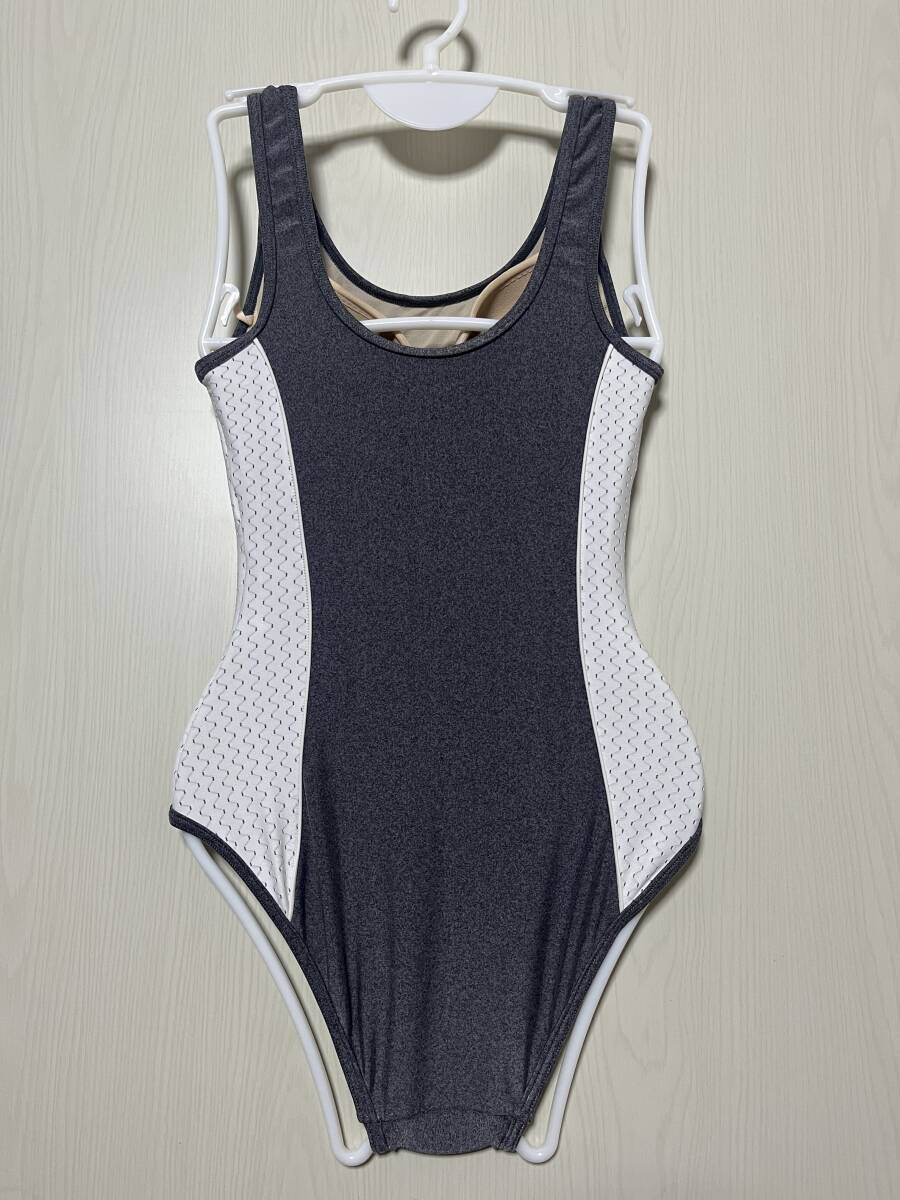 Courreges クレージュ 厚手しっかり生地レオタード ゆうパケットポスト発送_画像2