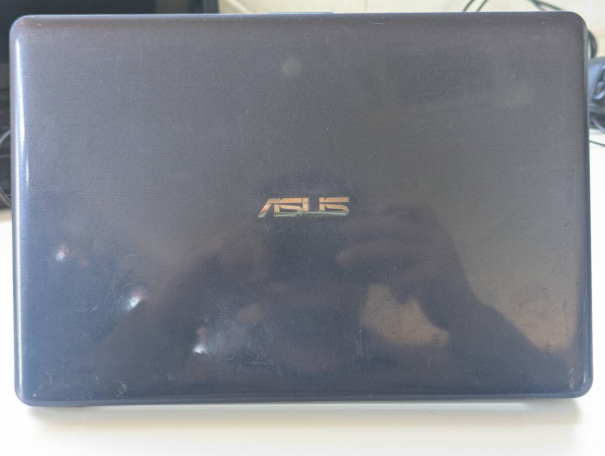 ASUS E203N ノートパソコン 4GB/eMMC64GB 通電のみ確認 本体のみ　202506101315_画像8