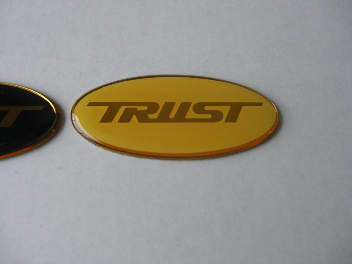 ★　８７年 当時物　トラスト エンブレム/黒色 ・白色！2枚組 1セット/新品/送料110円 _画像5