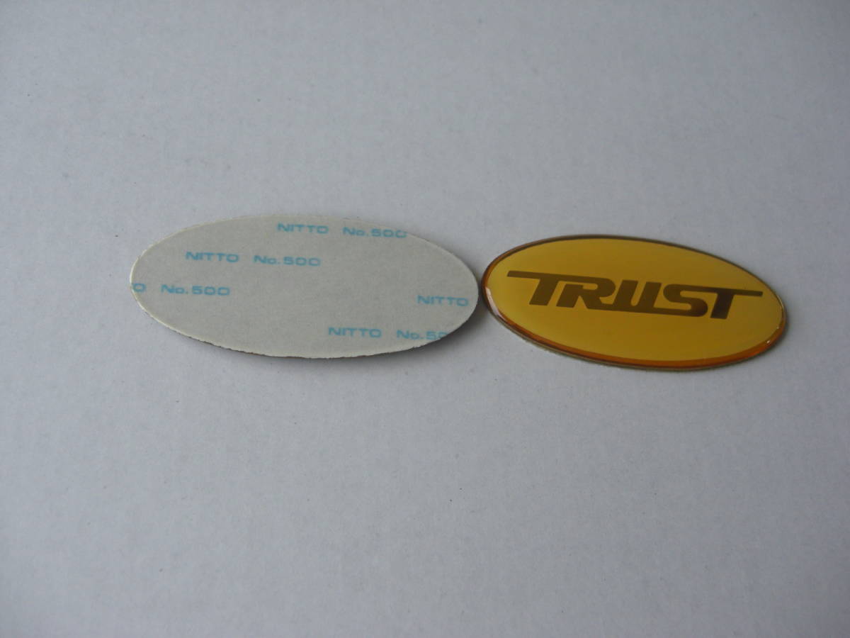 ★　８７年 当時物　トラスト エンブレム/黒色 ・白色！2枚組 1セット/新品/送料110円 _画像7