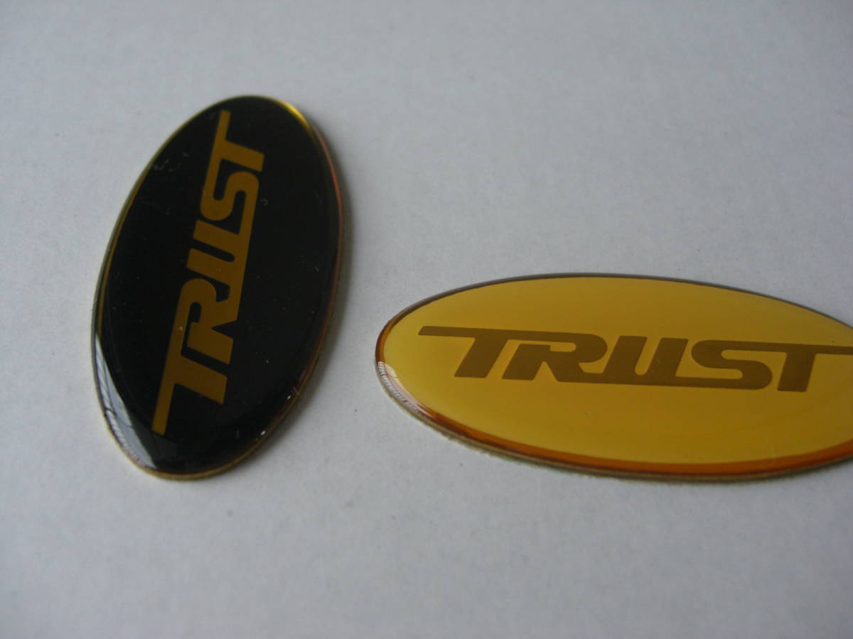 ★　８７年 当時物　トラスト エンブレム/黒色 ・白色！2枚組 1セット/新品/送料110円 _画像10