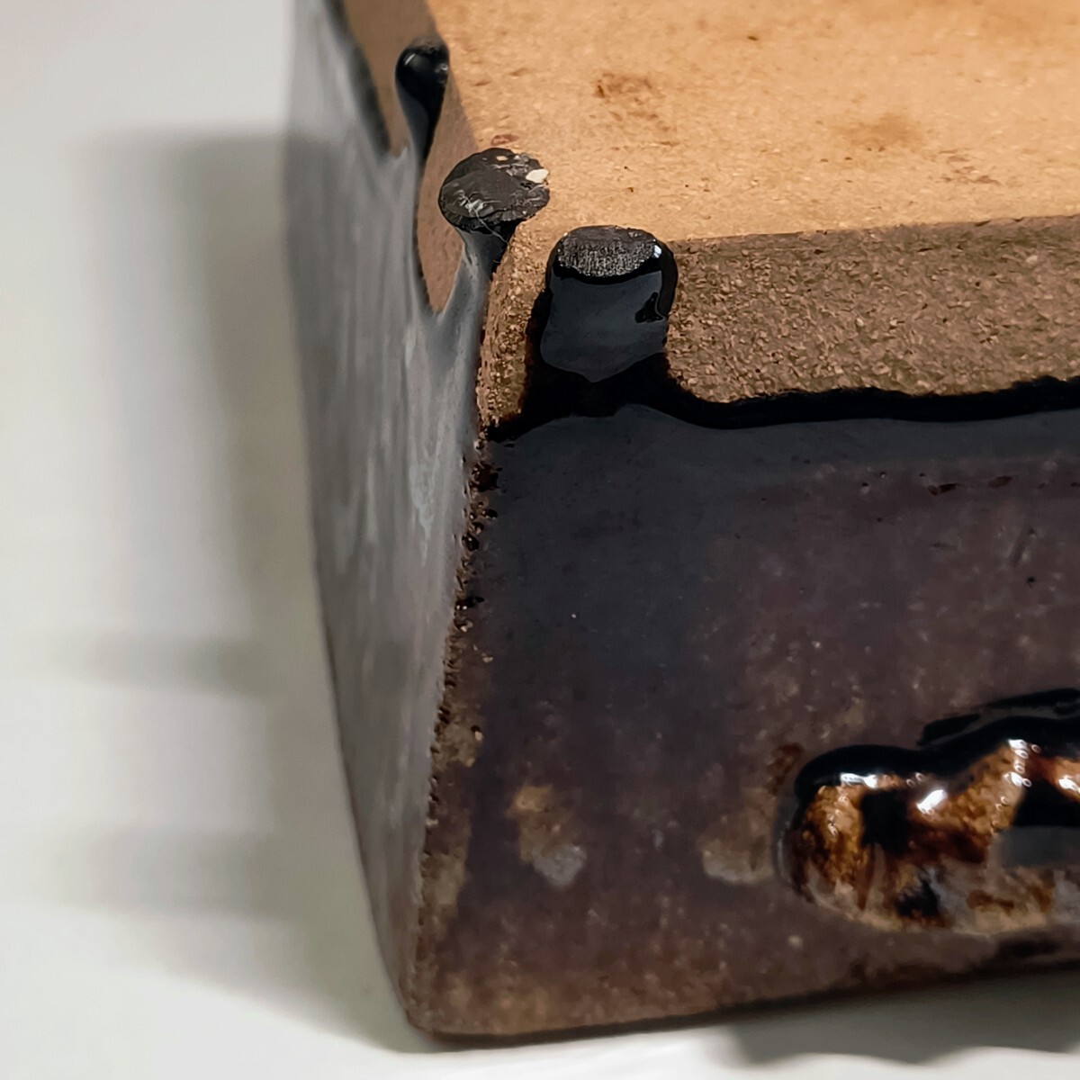 東北民芸 会津本郷焼 宗像窯 飴釉 白流し にしん鉢 灰落し 検) 鰊鉢 灰皿 古道具 民芸 骨董 古民芸 角鉢_画像7