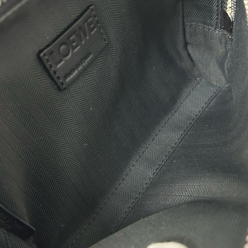 LOEWE ロエベ カメラバッグ C565R41X04 ブラック 本革（レザー） ショルダーバッグ レディース 【中古】 42510R4_画像6