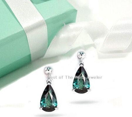 【光によって色が変わる不思議な宝石】/ 1.0 ct / アレキサンドライト ★ 涙の雫・・揺れる・/ 一粒オリジナル ピアス- BOX付_画像1