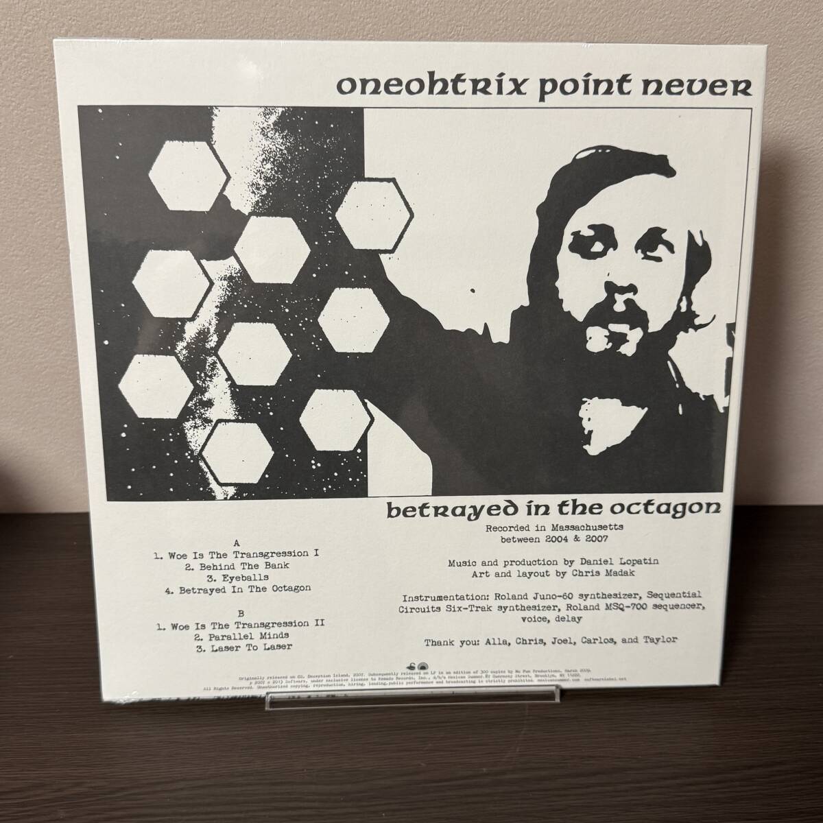 LP 未開封 Oneohtrix Point Never Betrayed In The Octagon RSD レコード vinyl record NM ワンオートリックス・ポイント・ネヴァー_画像2