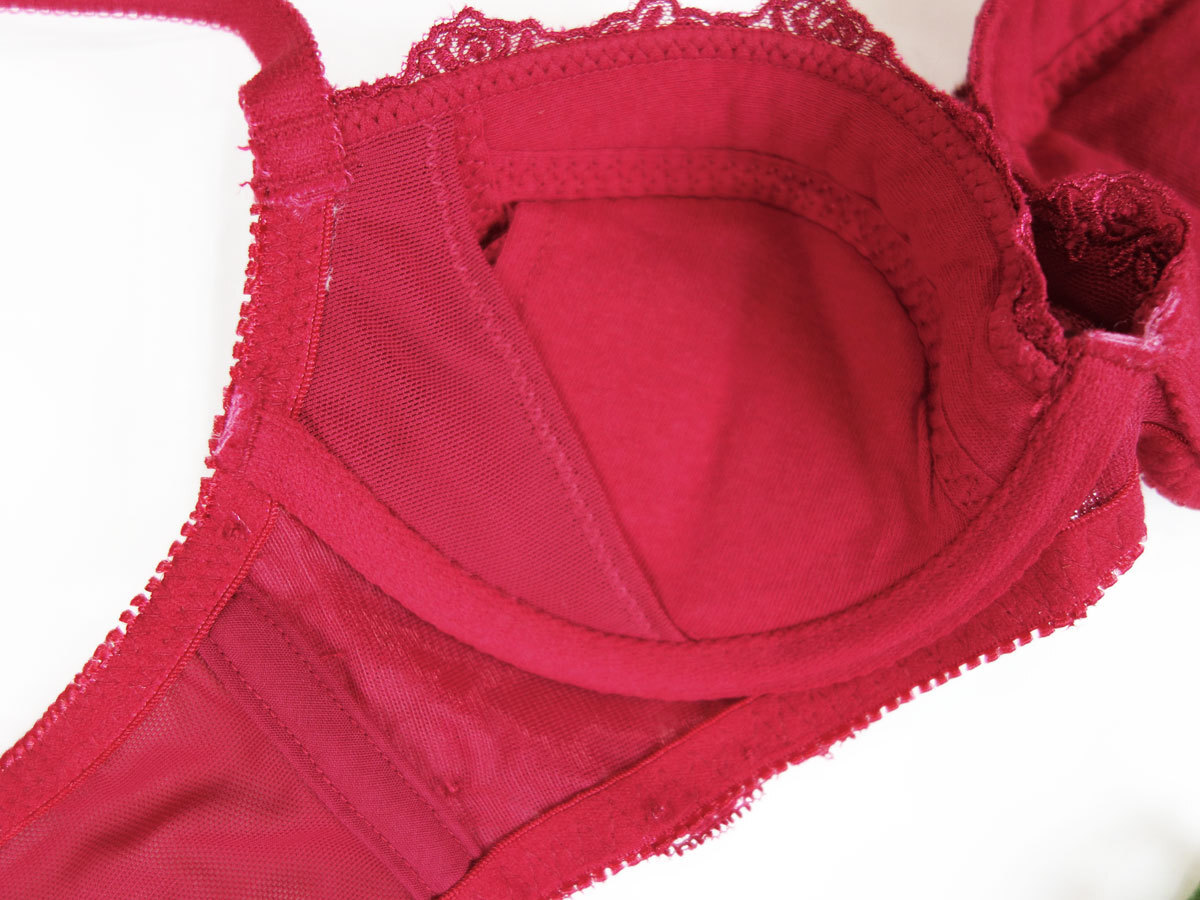 （ポスト投函送料無料）セシール B65サイズ 3/4カップブラジャー(ワイヤー入り）BA304ラズベリーレッド　※在庫は出品分のみ_画像5