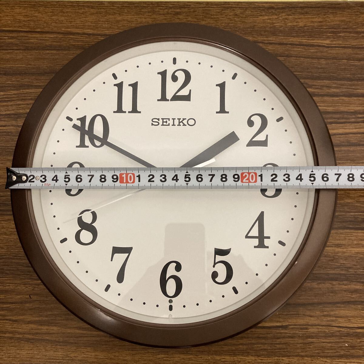 SEIKO セイコー 電波時計 掛け時計 時計 KX256B ホワイト ブラウン メタリック シンプル 中古品_画像6