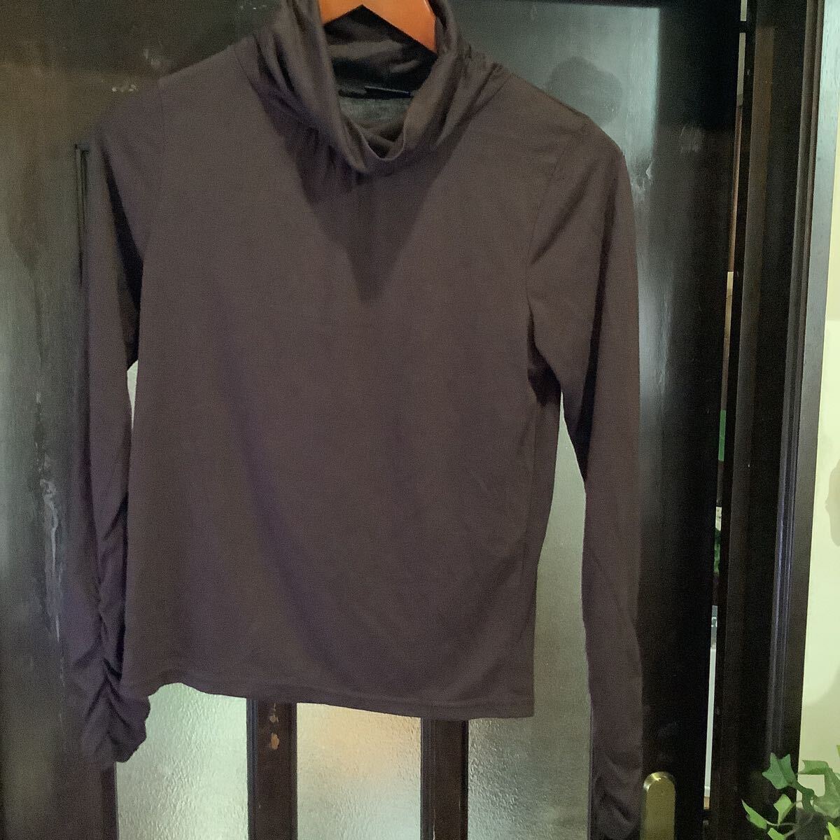 茶色系　タートルネック　☆中古品☆ タグなし_画像1