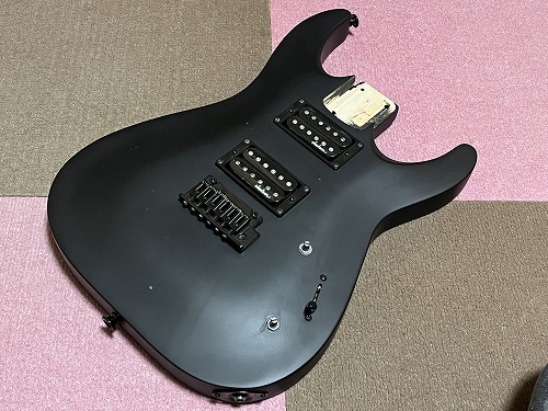Jackson JS Dinky Arch Top JS22 DKA Satin Black ボディ_画像3
