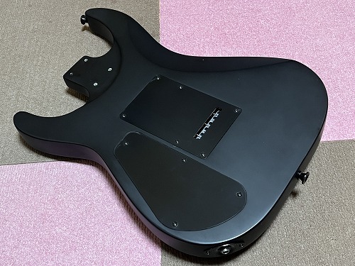 Jackson JS Dinky Arch Top JS22 DKA Satin Black ボディ_画像7